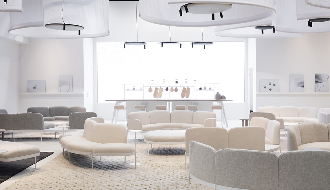 New True collection: explore the infinite shades of white
